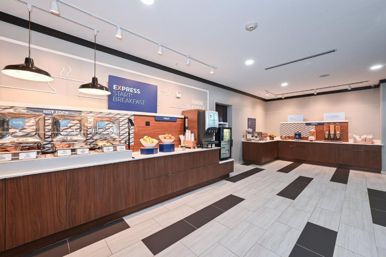 Holiday Inn Express Charlotte Southeast - Matthews By Ihg Exterior photo