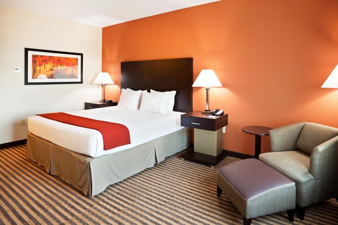 Holiday Inn Express Charlotte Southeast - Matthews By Ihg Exterior photo