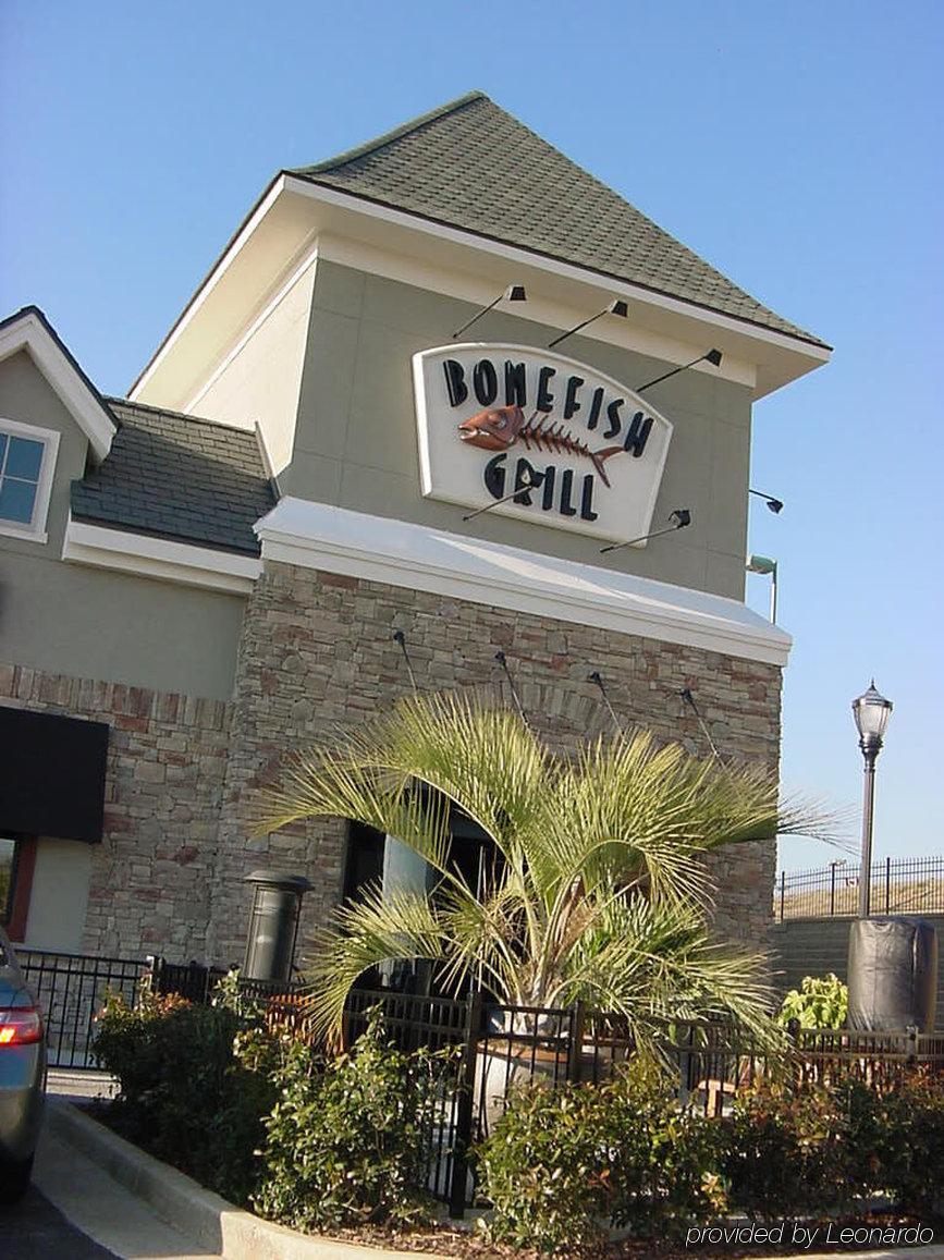 Holiday Inn Express Charlotte Southeast - Matthews By Ihg Restaurant photo